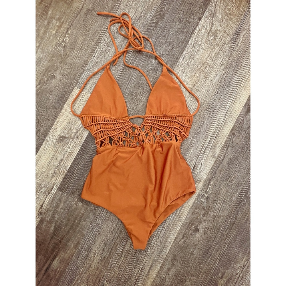 Gillia Clothing Grace one-piece in Bronze